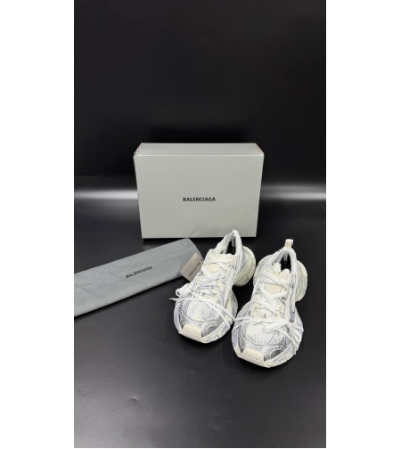 Balenciaga 3XL