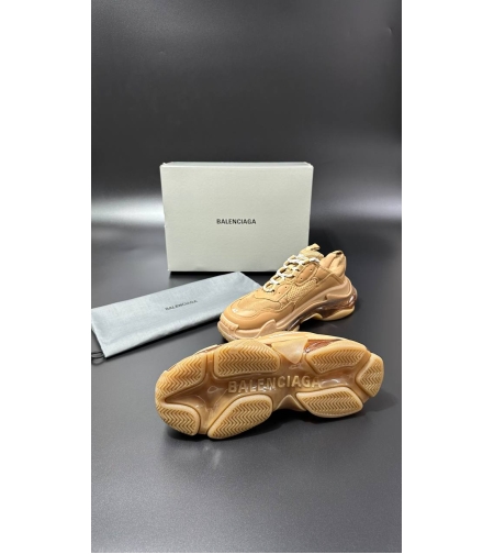 Balenciaga Triple S