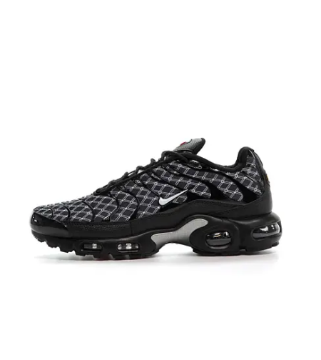 Nike Air Max Plus “Saint Denis ’93”