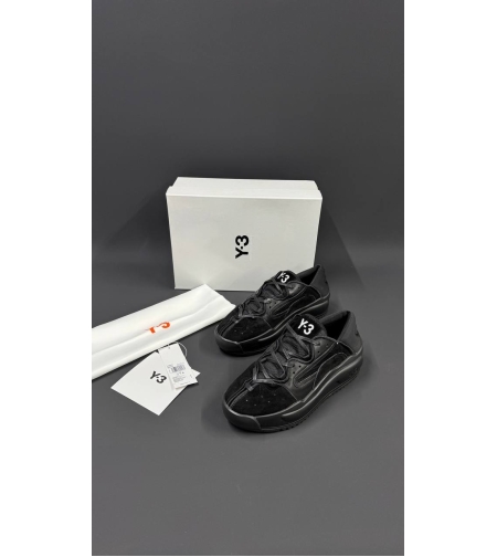 Y-3 / 3