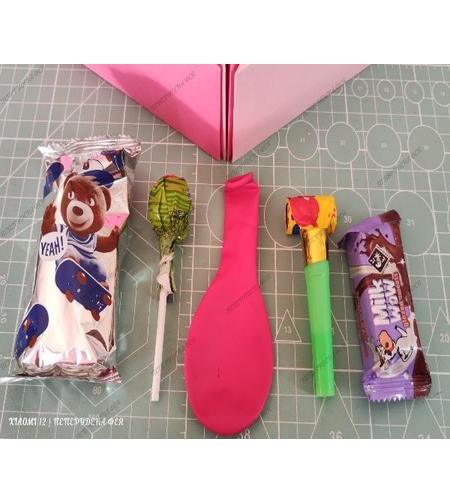 Вариант 3 - Барни кексче, Балонче, Близалка, Парти свирка и Милк уоу