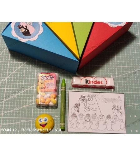 Вариант 6 -  ТИК-ТАК,  Бонбонче Емотикон, Рисунка за оцветяване (тематична) + пастелче и Киндерче