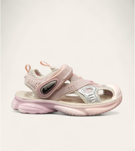 Детски спортни сандали в розово със затворена пета и удобна подметка – 30211 pink