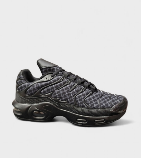 Мъжки маратонки в черно, по дизайн на Nike – М017-11 Black