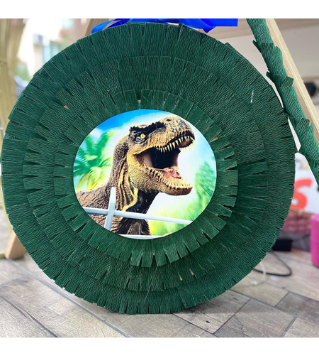 Пинята Динозаври