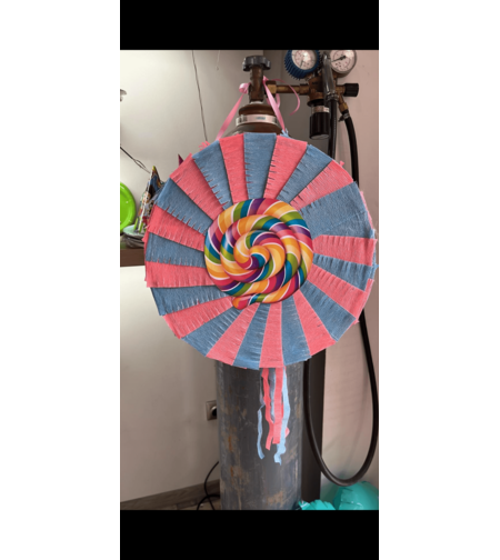 Пинята Близалка