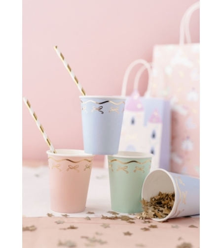 Картонени чашки, Еднорози