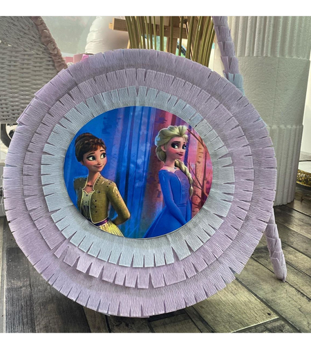 Пинята Ана и Елза