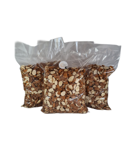 Суров бадем натрошен