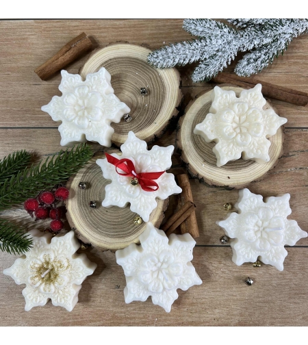 Ароматна свещ  снежинка 