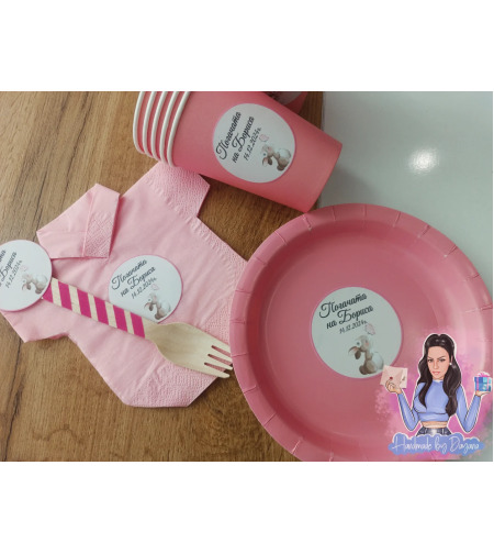 Чаши с персонализирана декорация -'' Зайче с пеперуда ''