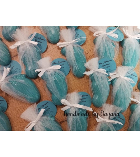 Подаръци за гости - бебешка стъпка в цвят мента