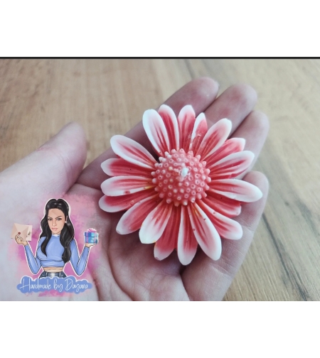 Подаръци за гости - свещ маргаритка