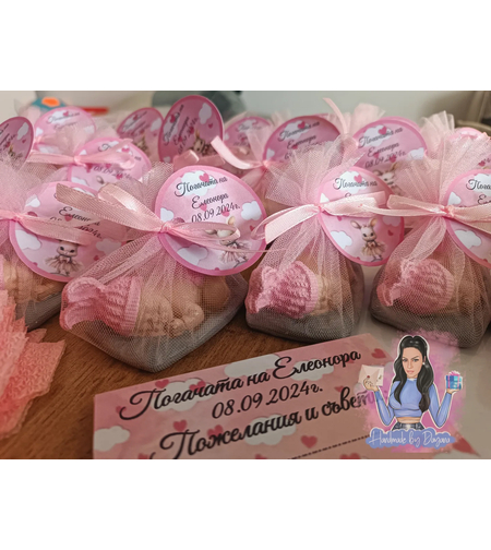 Подаръчета за гости на тема - ''Зайче с рокличка''