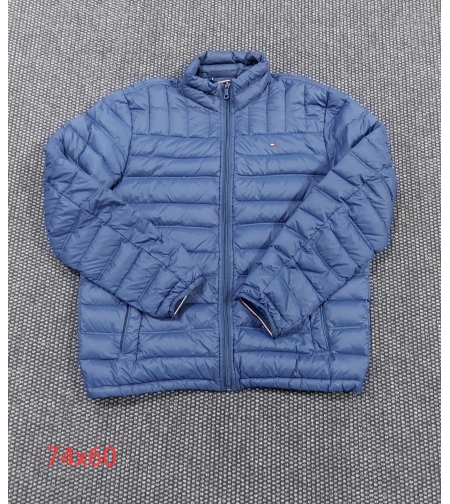 Tommy hilfiger пухено яке M размер