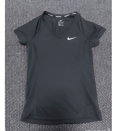 Nike тениска дамска XS размер
