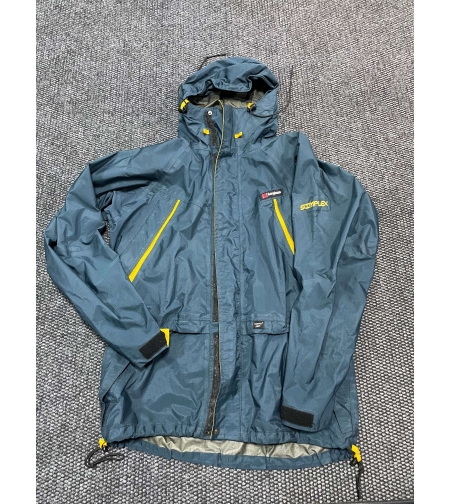 Berghaus gore-tex яке L размер
