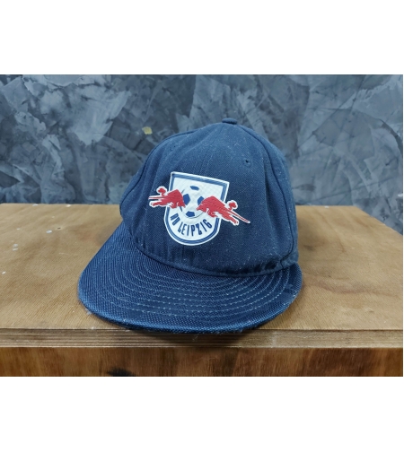 New era red bul шапка