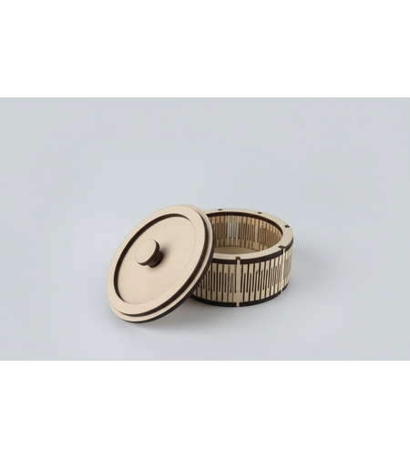 Кръгла дървена кутийка