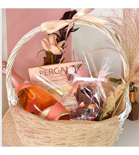 Подаръчен сет „Наздравица в Розе“