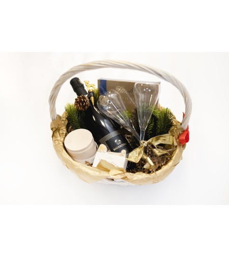 Коледна кошница