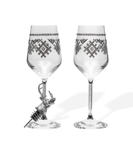 Подаръчен комплект „Сребърни Шевици“  бяло вино