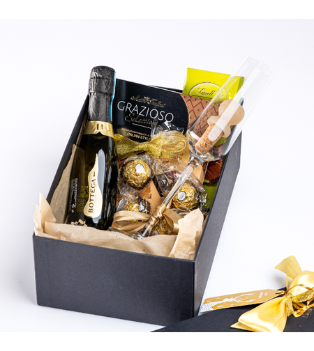 Подаръчен комплект „Златно просеко“