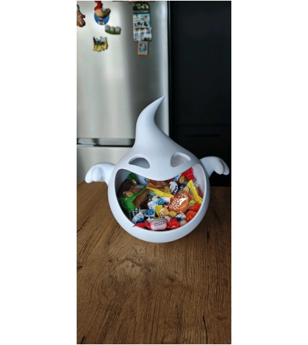 Призрак - купа за бонбони