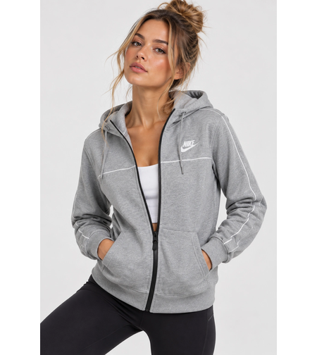 Nike дамски суичър • XS