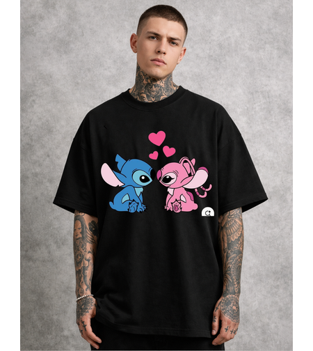 Oversized - Тениска с композиционен фокус