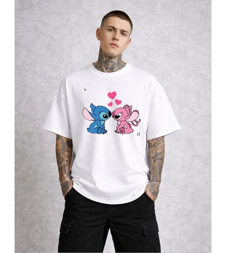 Oversized - Тениска с декоративна композиция