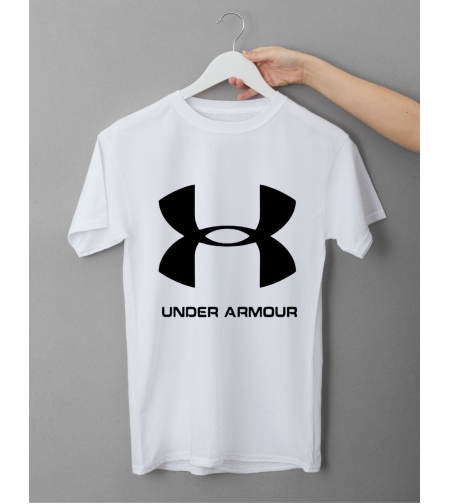 бялатениска under armour  с логото отпред.