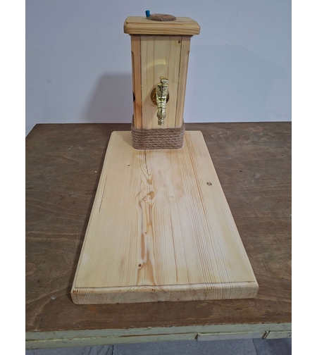 Дървен диспенсър за ракия с чешмичка