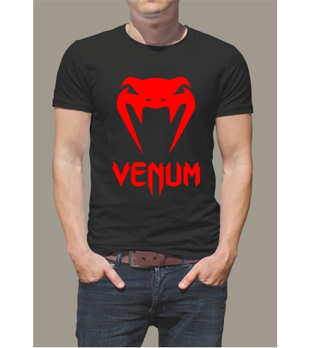 Черна тениска с щампа „Венъм“ с червен надпис, изглед отпред.