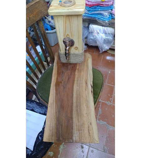 Дървен диспенсър за ракия с метална чешмичка и декоративно въже, опция за гравиране