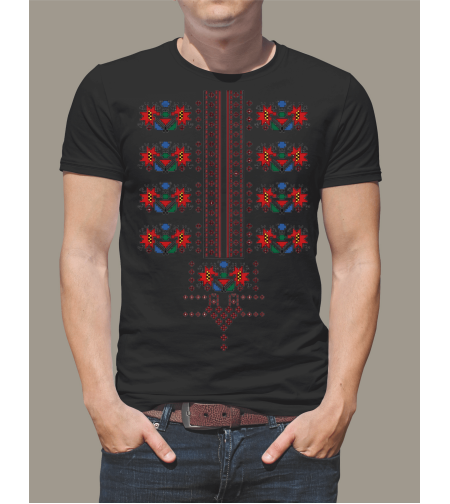 Черна тениска с фолклорна шевица, изглед отпред.