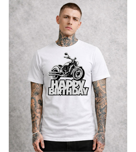 Тениска с подчертана индивидуалност