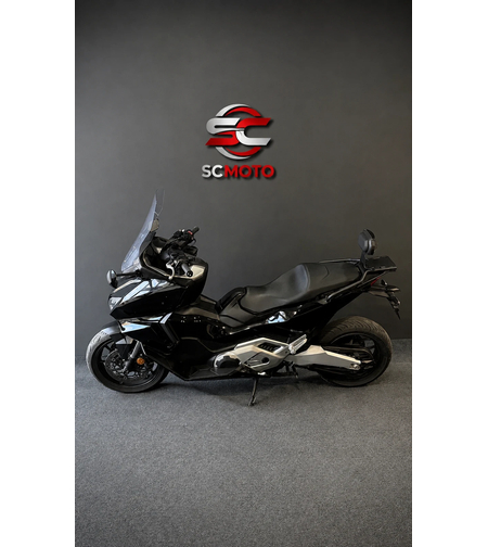 Honda Forza 750 2022г 16000км
