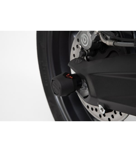 Комплект задни краш тапи SW-MOTECH REAR AXLE SLIDER SET DAYTONA 675