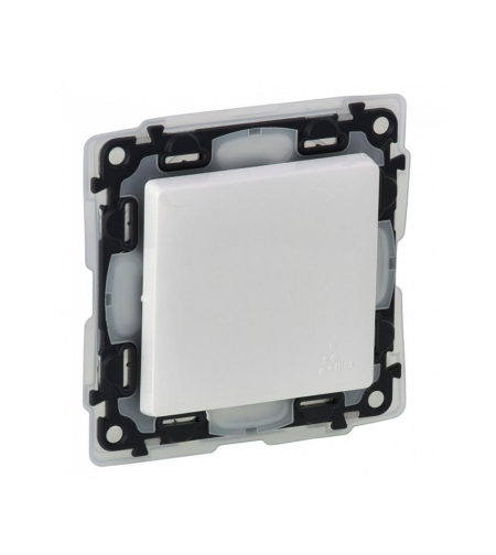 Legrand Ключ двуполюсен 16А IP44 Valena life Бяло