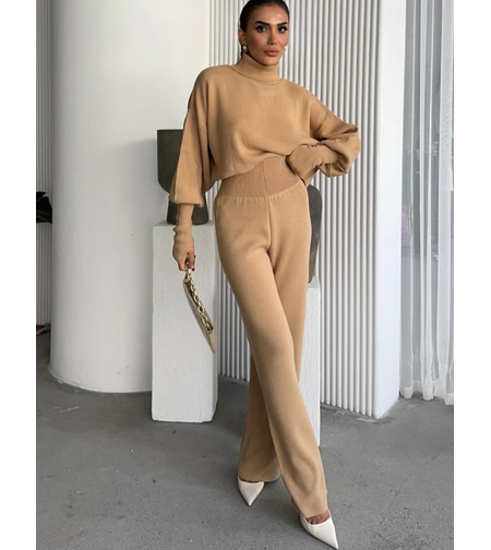 Cozy Elegance Set Beige - плетен комплект с пуловер и панталон