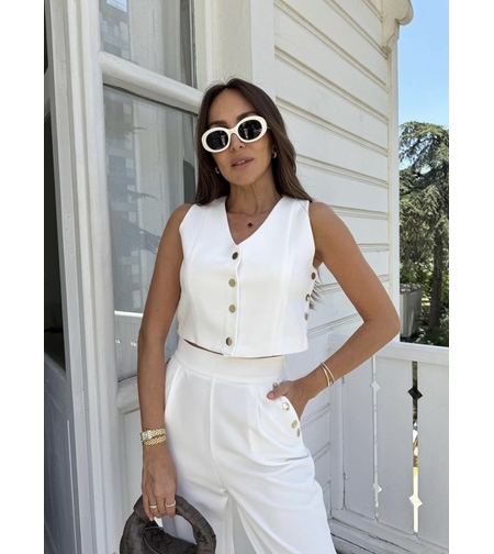 Capri Chic White - Комплект топ/елек и панталон с капси
