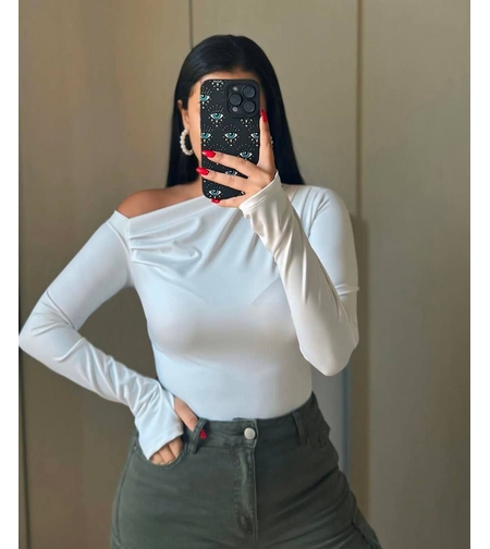White Off-Shoulder Triko Блуза