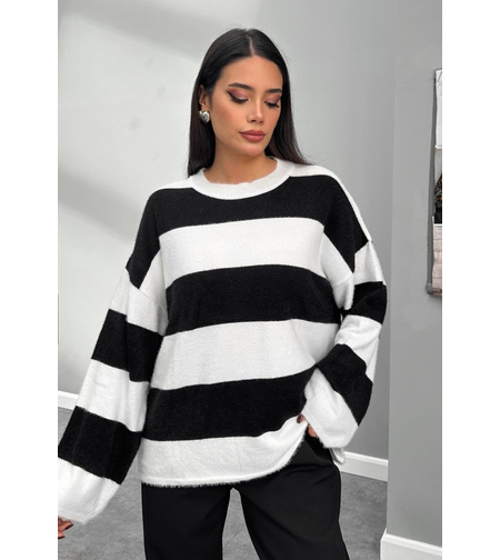 Oversize пуловер 