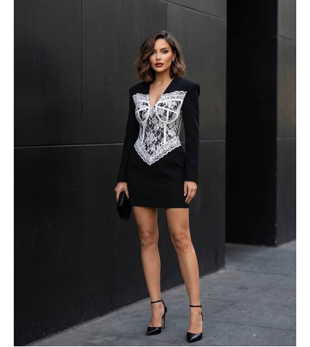 “Lace Noir Dress” - Елегантна рокля с дантела