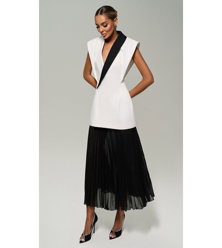 Black & White -  Elegance Dress - Елегантна рокля с контрастна яка и шифонена пола
