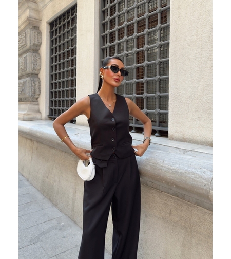 Елегантно елече в черно