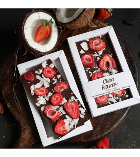 ШОКОЛАД БЕЗ ДОБАВЕНА ЗАХАР С ЯГОДА И КОКОС