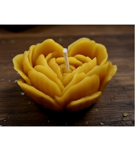 Свещ от пчелен восък „Сърце“