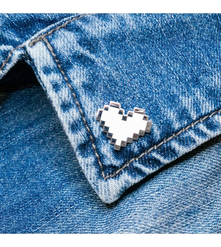 Значка - Пин - Creative Goodie - Pixel heart - white